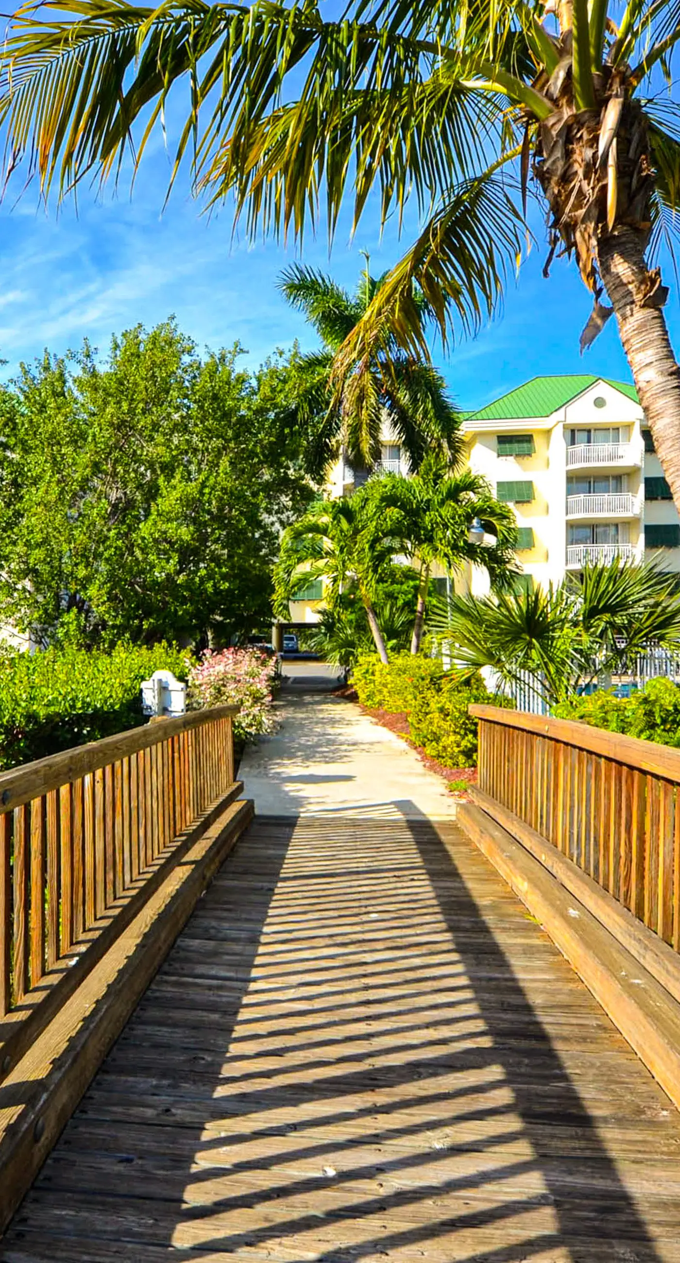 Sunrise Suites - Martinique Suite 108