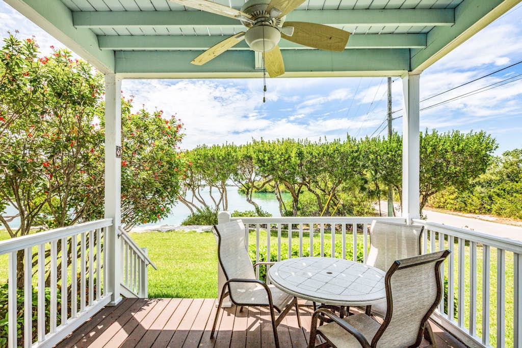 Immaculate oceanfront townhouse with ocean view & private beach access