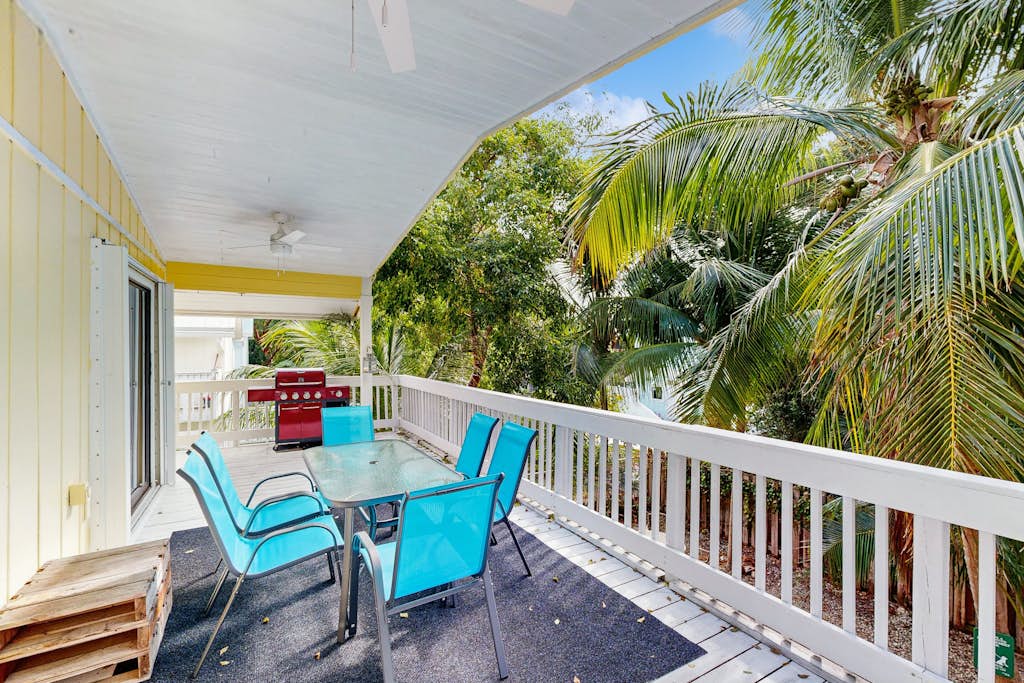 Dog friendly Florida Keys Home with Grill, Patio & Fully Equipped Kitchen