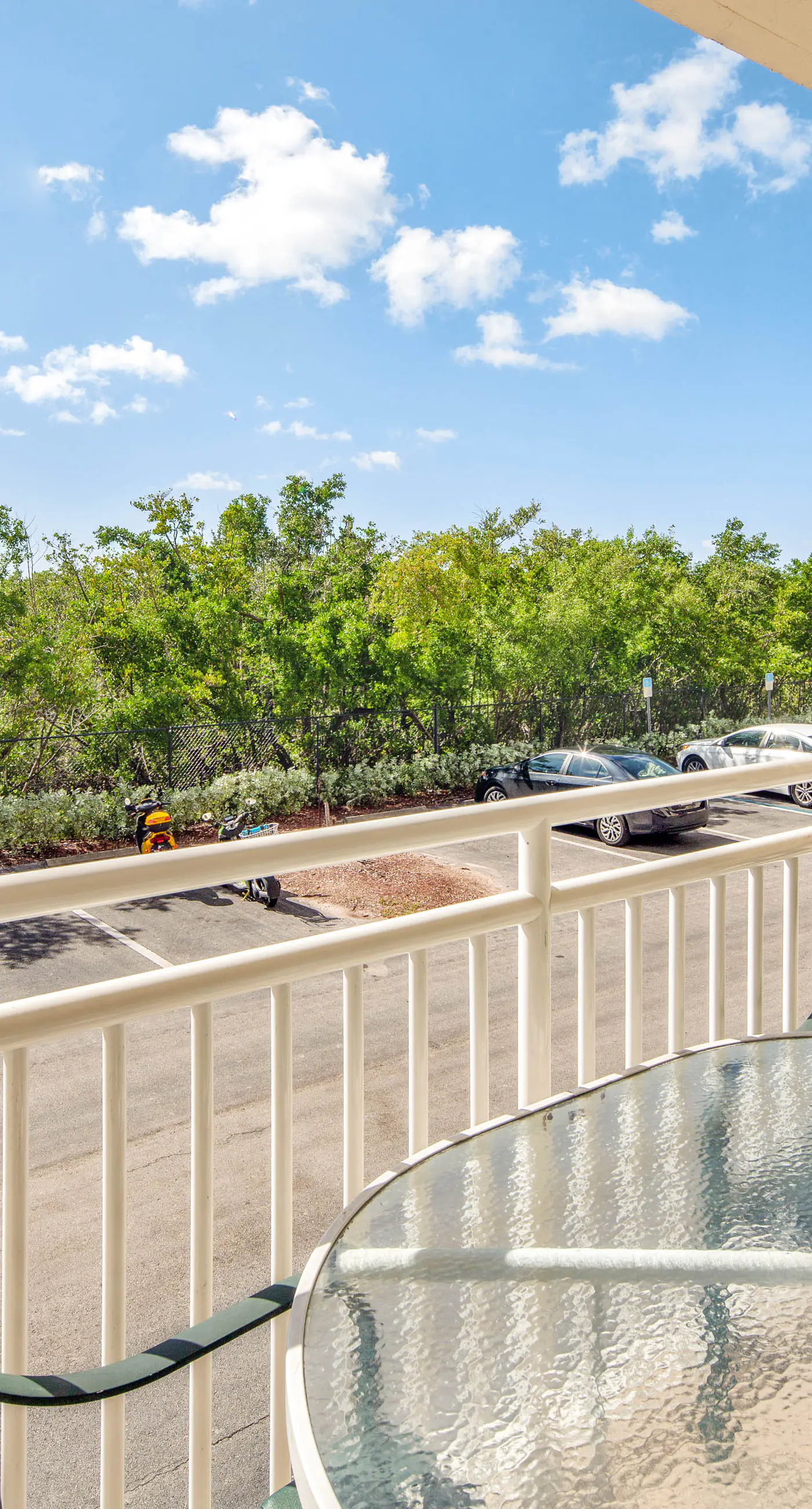 Sunrise Suites - Tahiti Suite 104