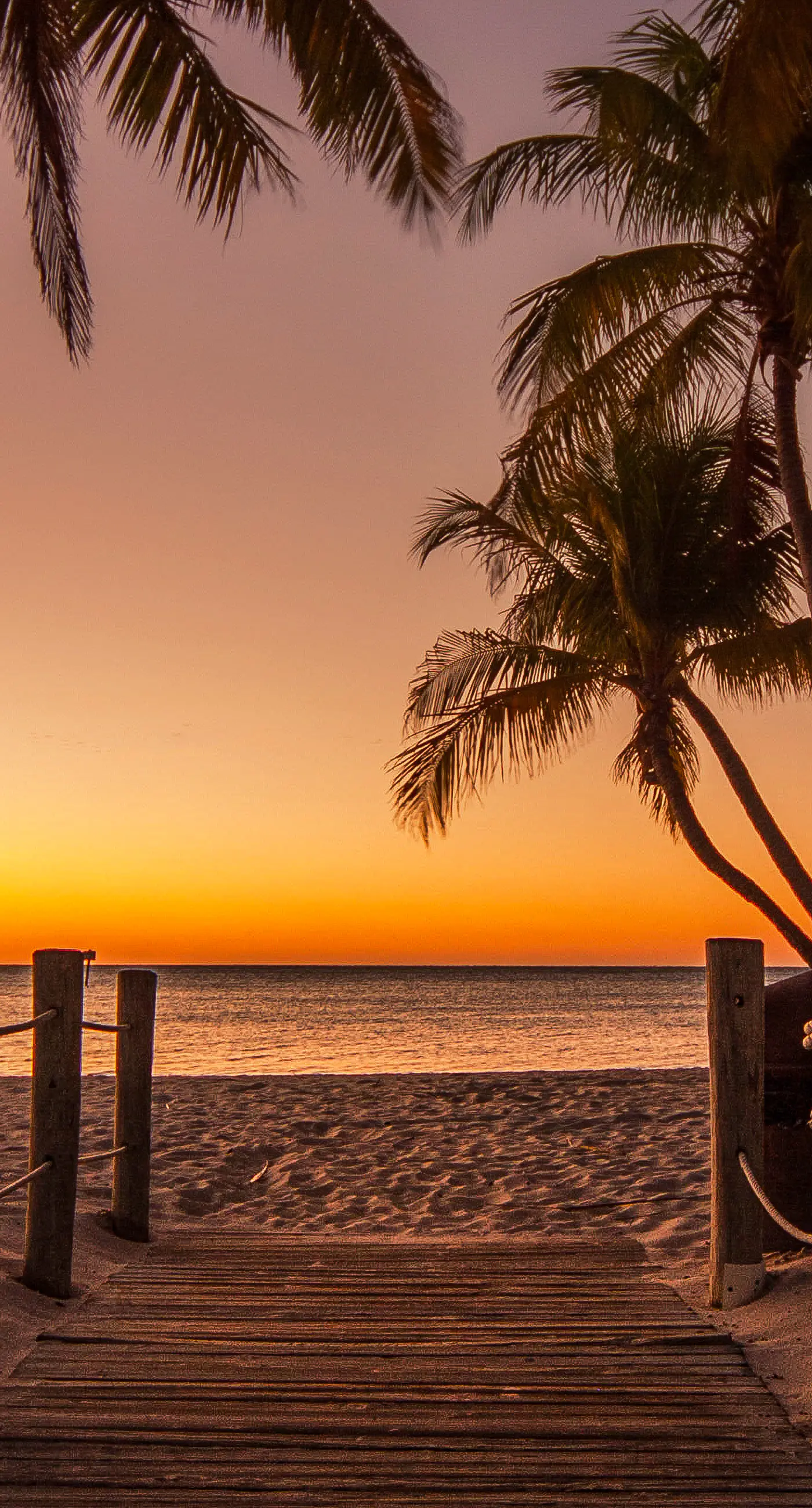 Sunrise Suites - Tahiti Suite 104