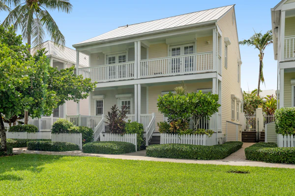 Enchanting waterfront townhouse with balcony, plunge pool, & washer/dryer