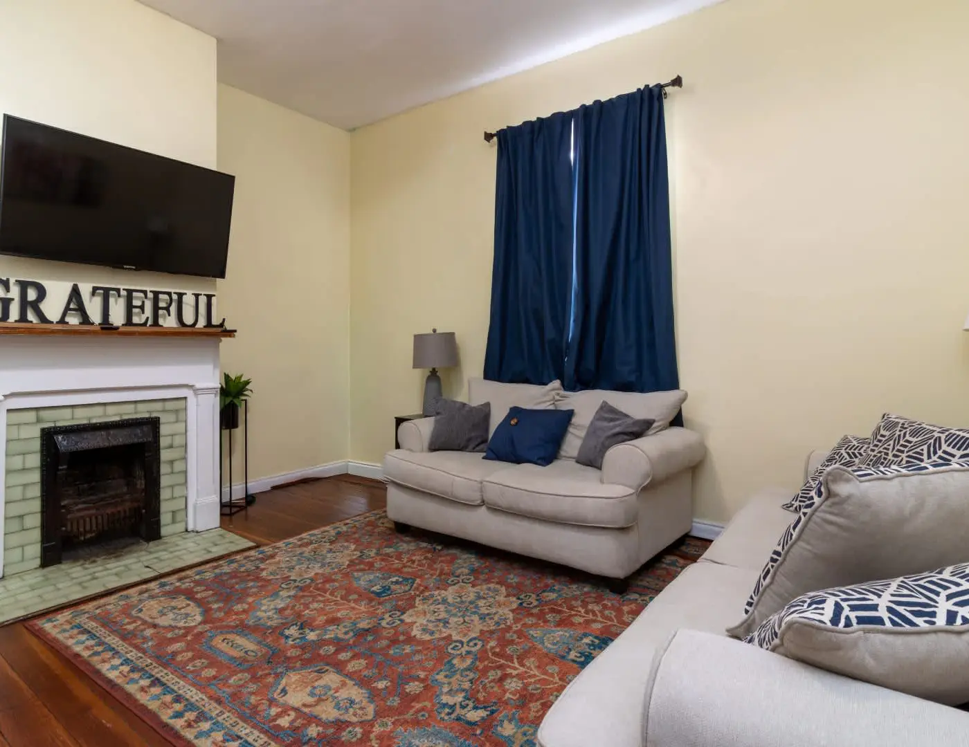 Large Downtown Home - The Sunny Southern Manse
