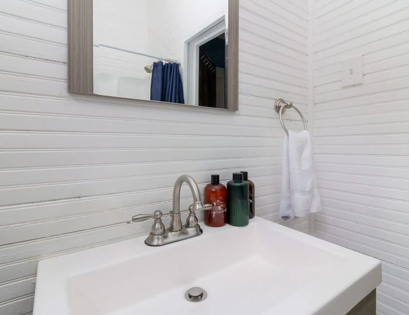Large Downtown Home - The Sunny Southern Manse