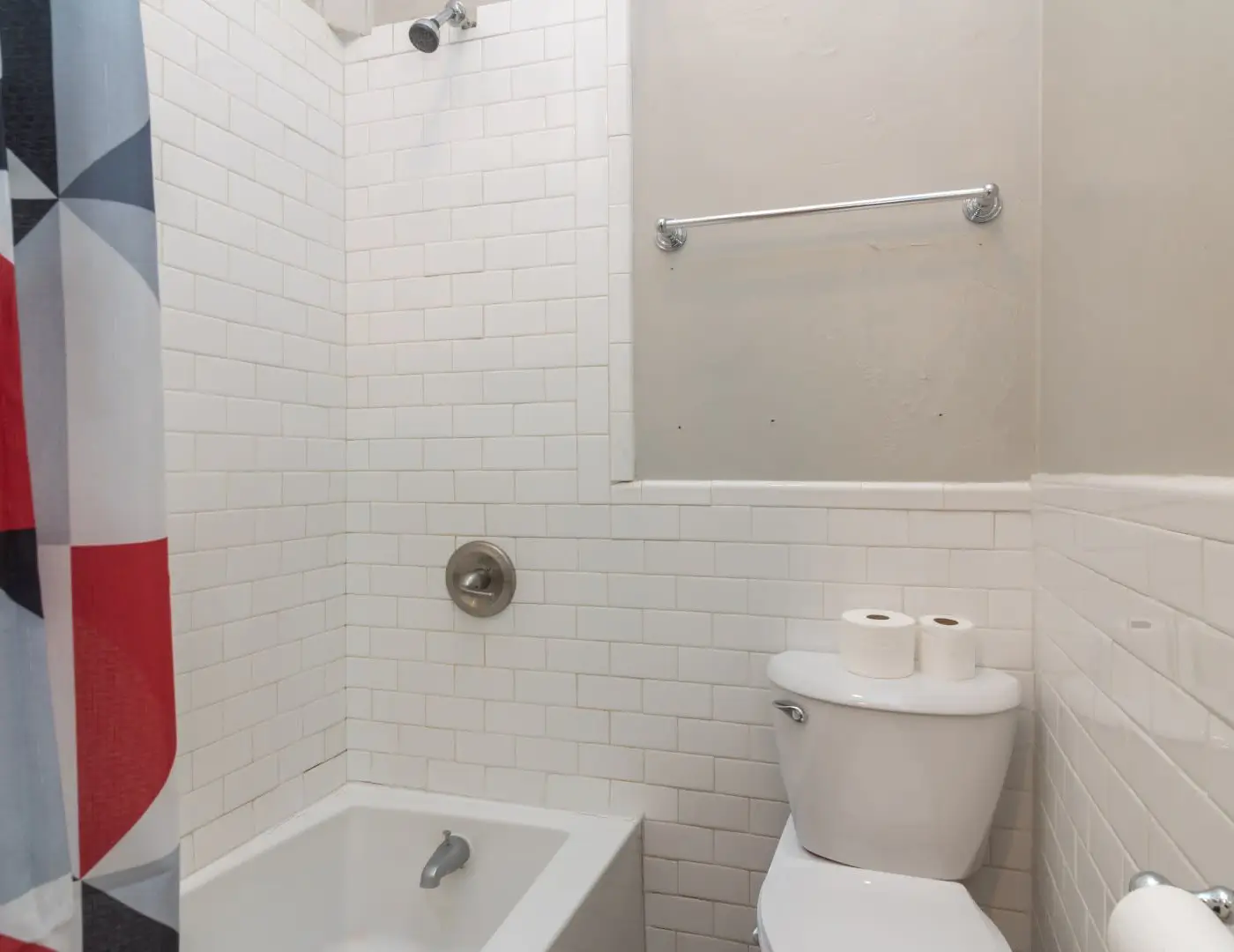 Large Downtown Home - The Sunny Southern Manse