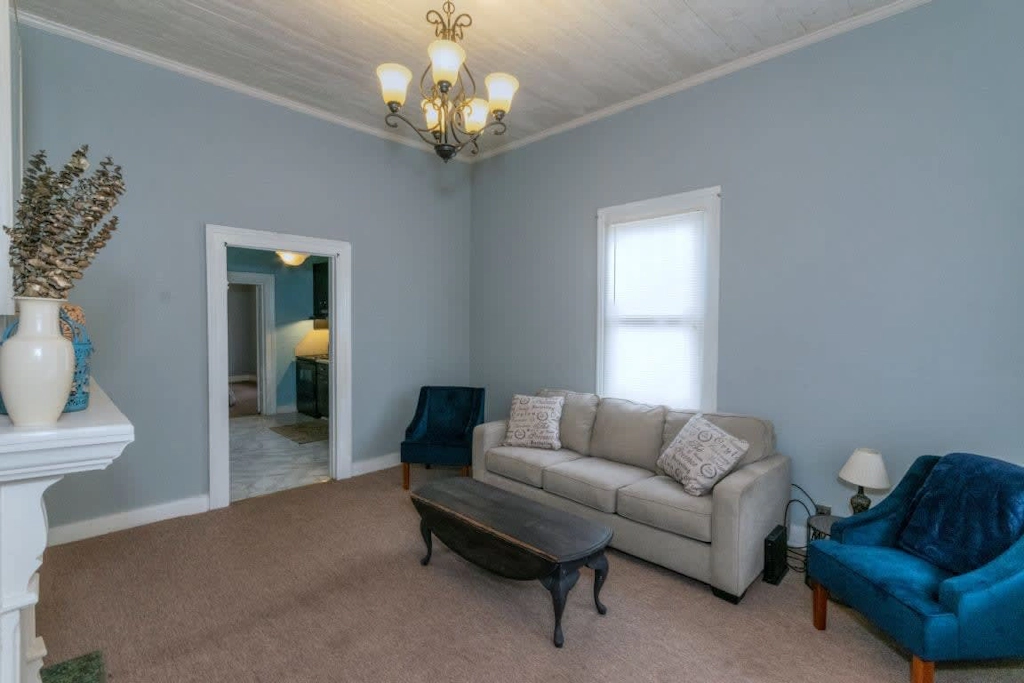 Moments to Chattahoochee-Cottage - Walk-To-Dining!