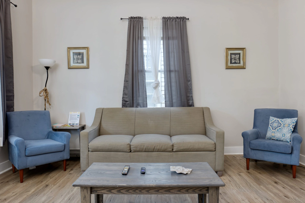 Near Chattahoochee River & Shops - Central Duplex