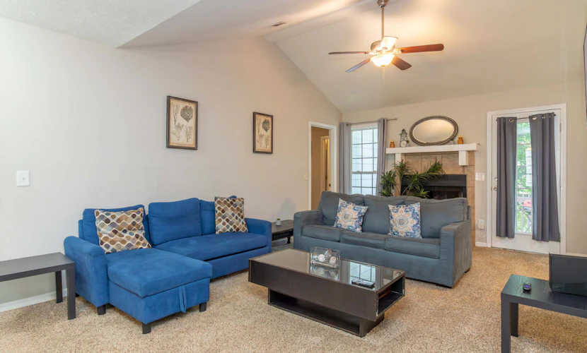 This charming home sits on a beautiful hill centrally located in Midtown Columbus minutes from shopping, restaurants, the interstate, Downtown and Fort Moore. Beautifully renovated open-concept kitchen, living room, dining room with large dining room table and breakfast nook. 3 bedrooms and 2 baths including a master suite with shower and jacuzzi. Great deck with furniture and lots of sun. Sleeps 10! Pets welcome! Wifi, Roku, and board games included. Perfect for families and work travelers!