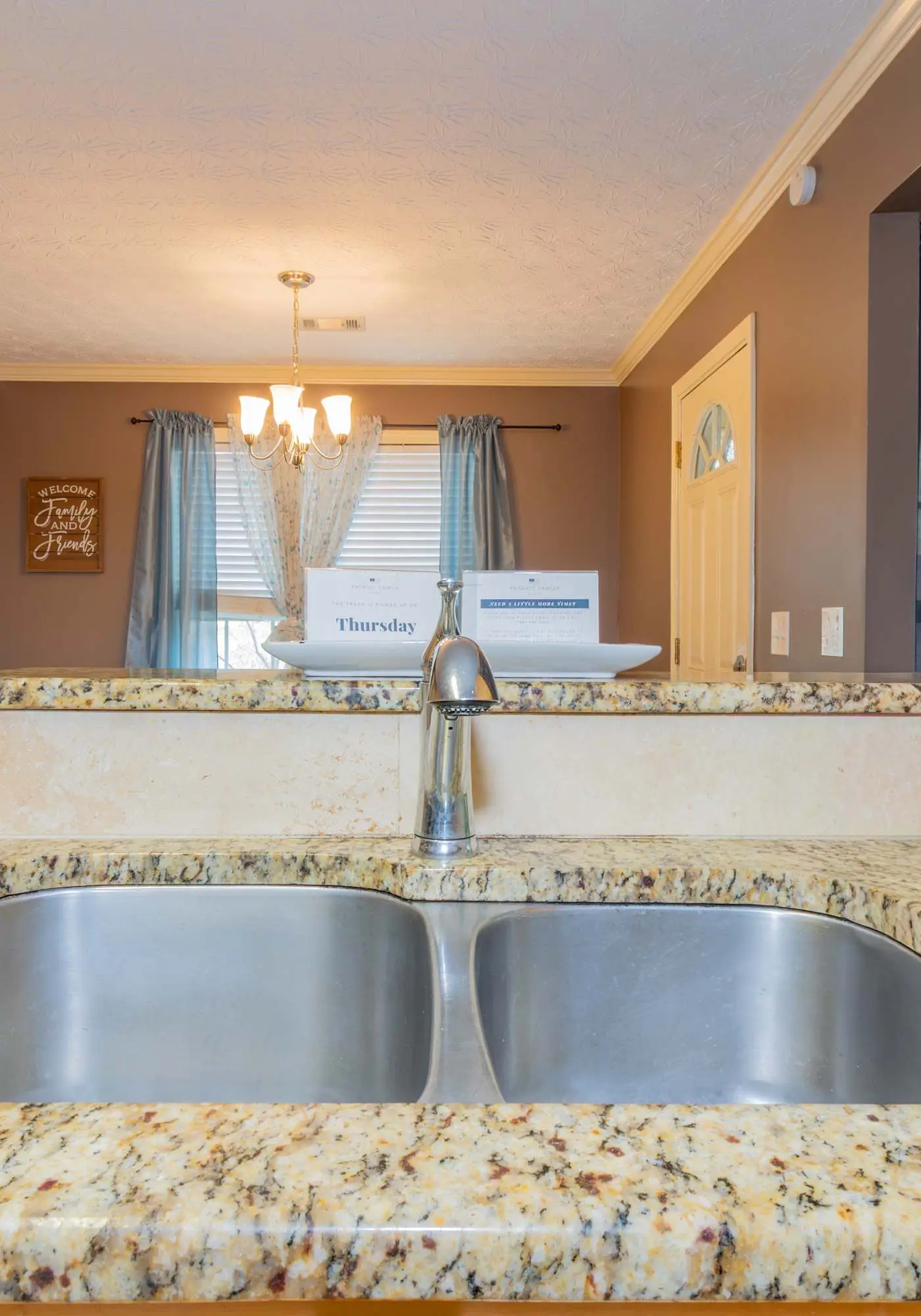 Creekside Stay Near Fort Benning Sleeps 12!