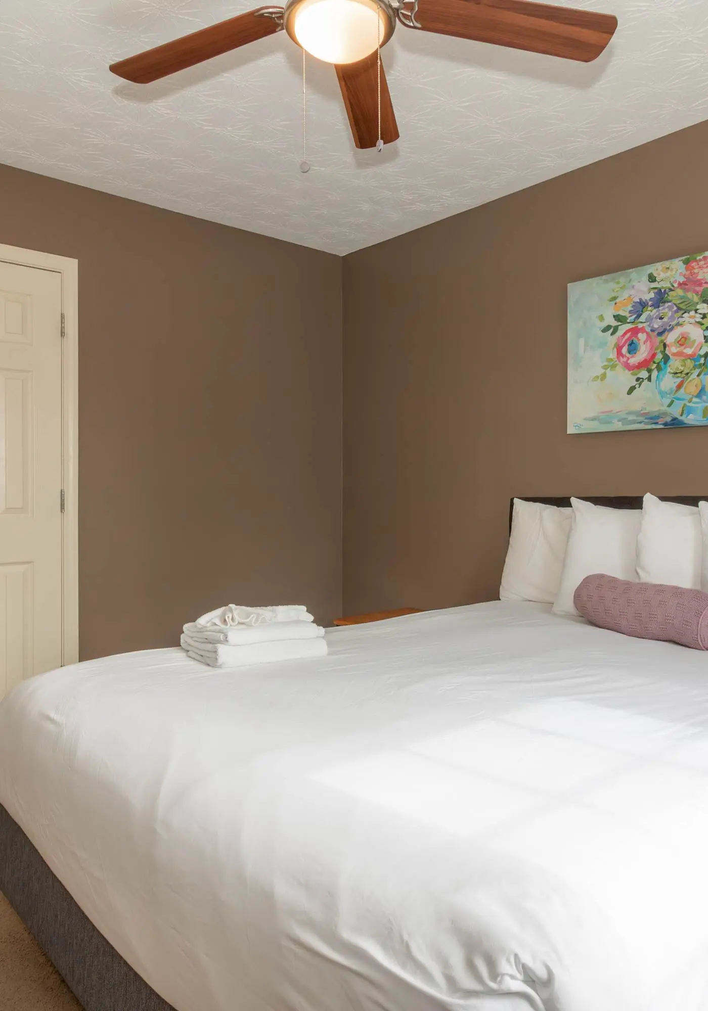 Creekside Stay Near Fort Benning Sleeps 12!