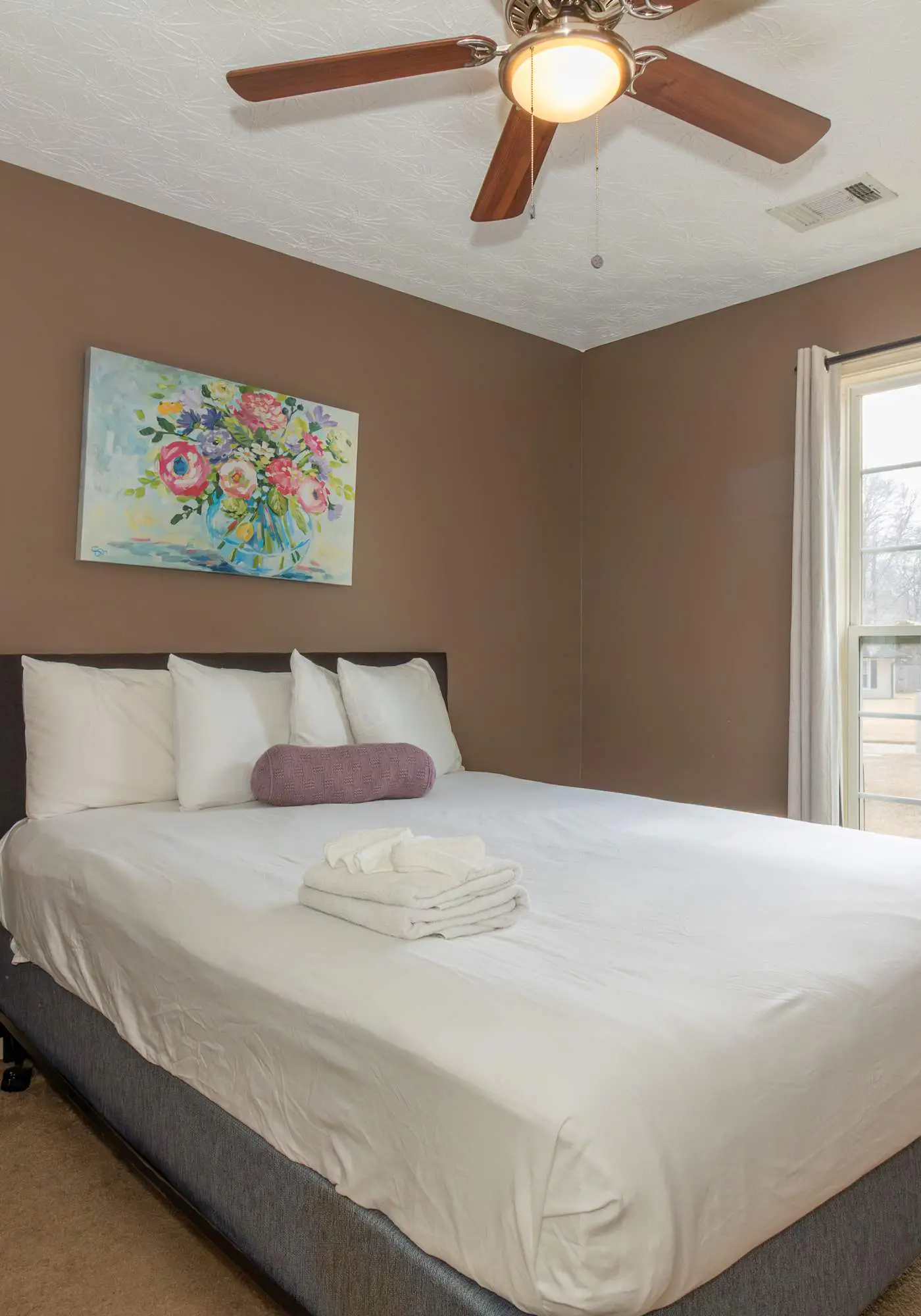 Creekside Stay Near Fort Benning Sleeps 12!