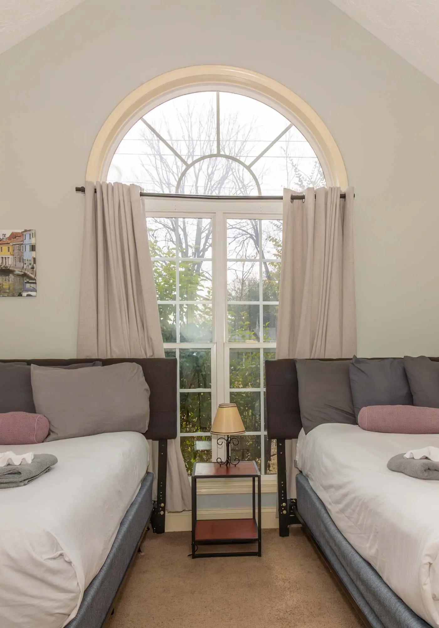 Creekside Stay Near Fort Benning Sleeps 12!