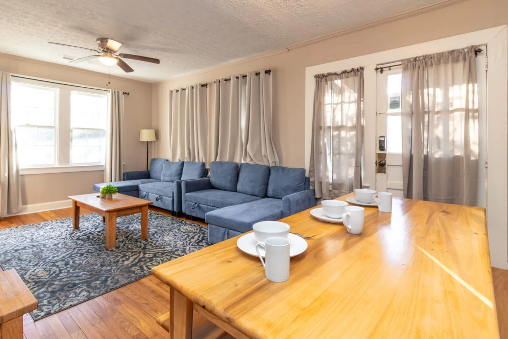 Pet-Friendly Apt Near Parks & Museums w/ Free