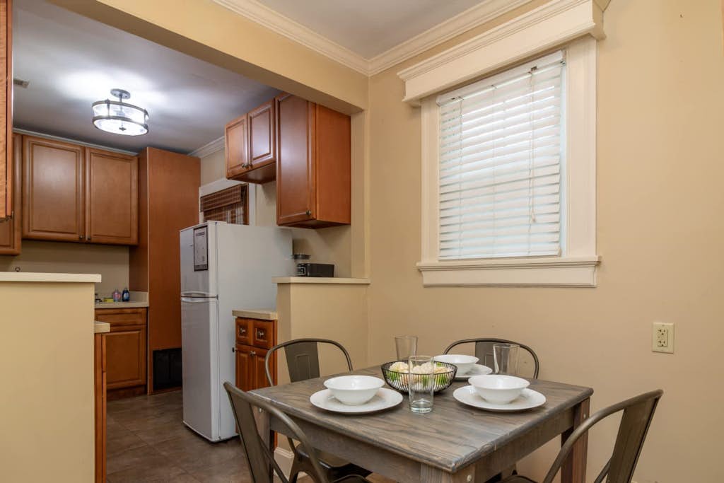 Pool! Near Downtown&Parks- The Cozy Guest Cottage