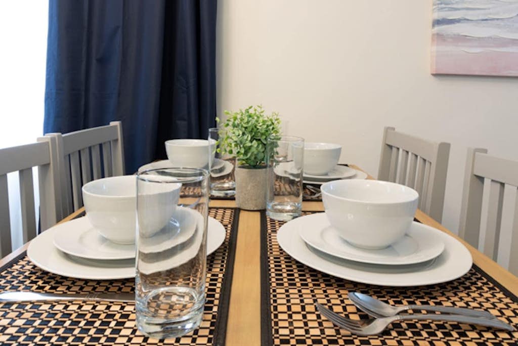 Centrally Located- The Delightful Doubles Unit E