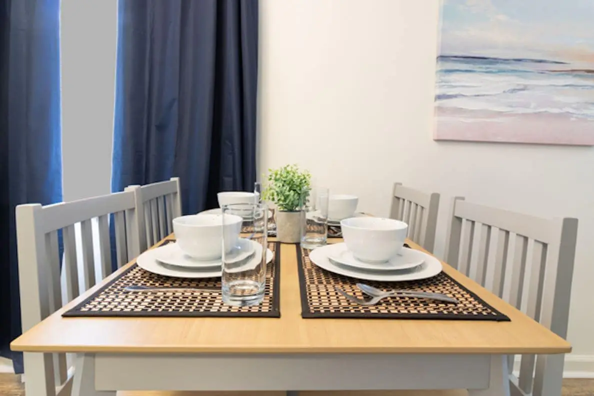 Centrally Located- The Delightful Doubles Unit E