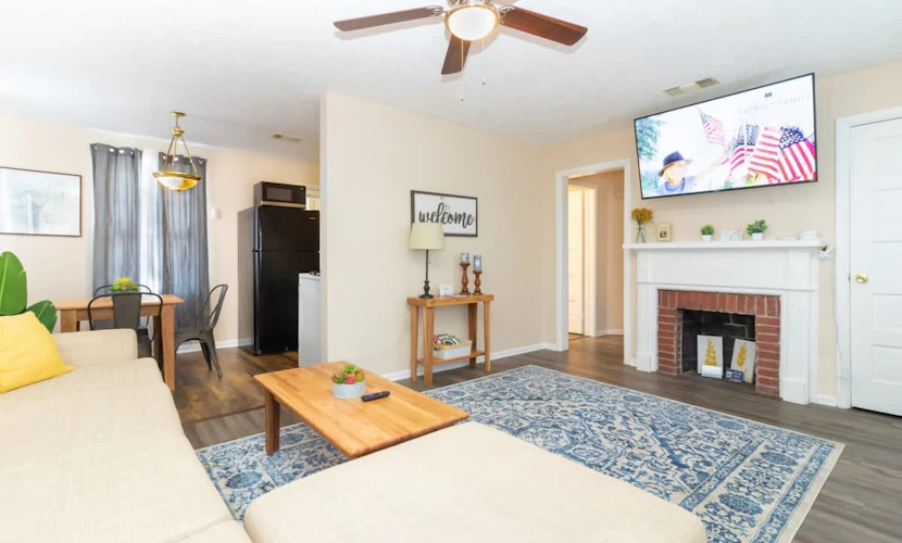 Modern Interior - Delightful Doubles Unit D