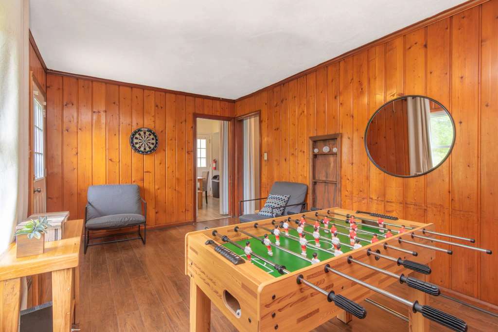 Near Fort Benning Moore  w Fenced Yard Family Ranch Retreat