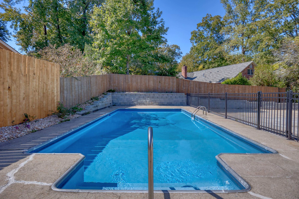 Columbus Oasis: Pool, Hot Tub & Family Fun!