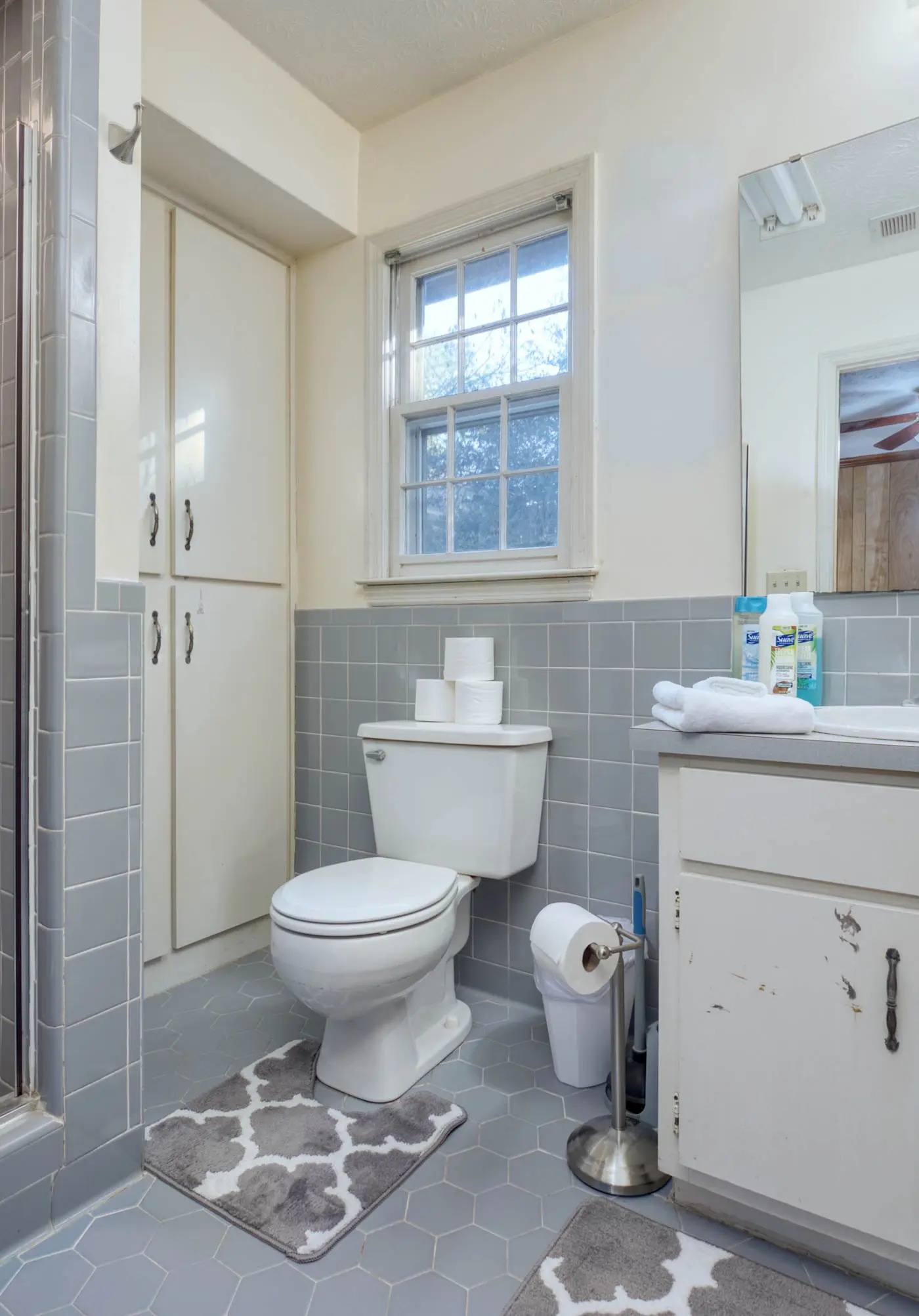Mins to Fort Benning - The Columbus Cottage Guesthouse