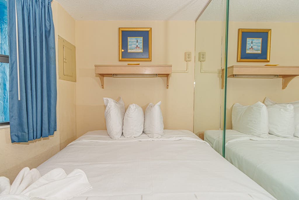 Boardwalk Area Oceanfront Stay! Close to SkyWheel! | Yachtsman Unit 705