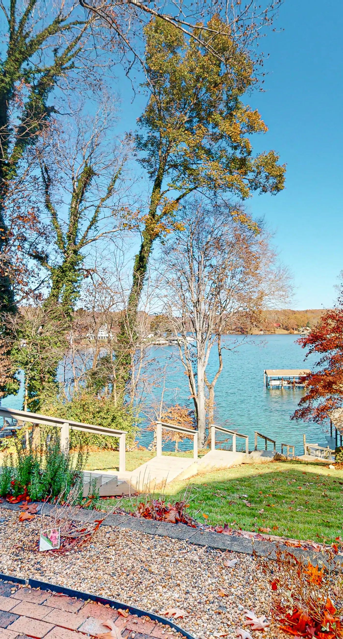 The Lake House on Sunset Point