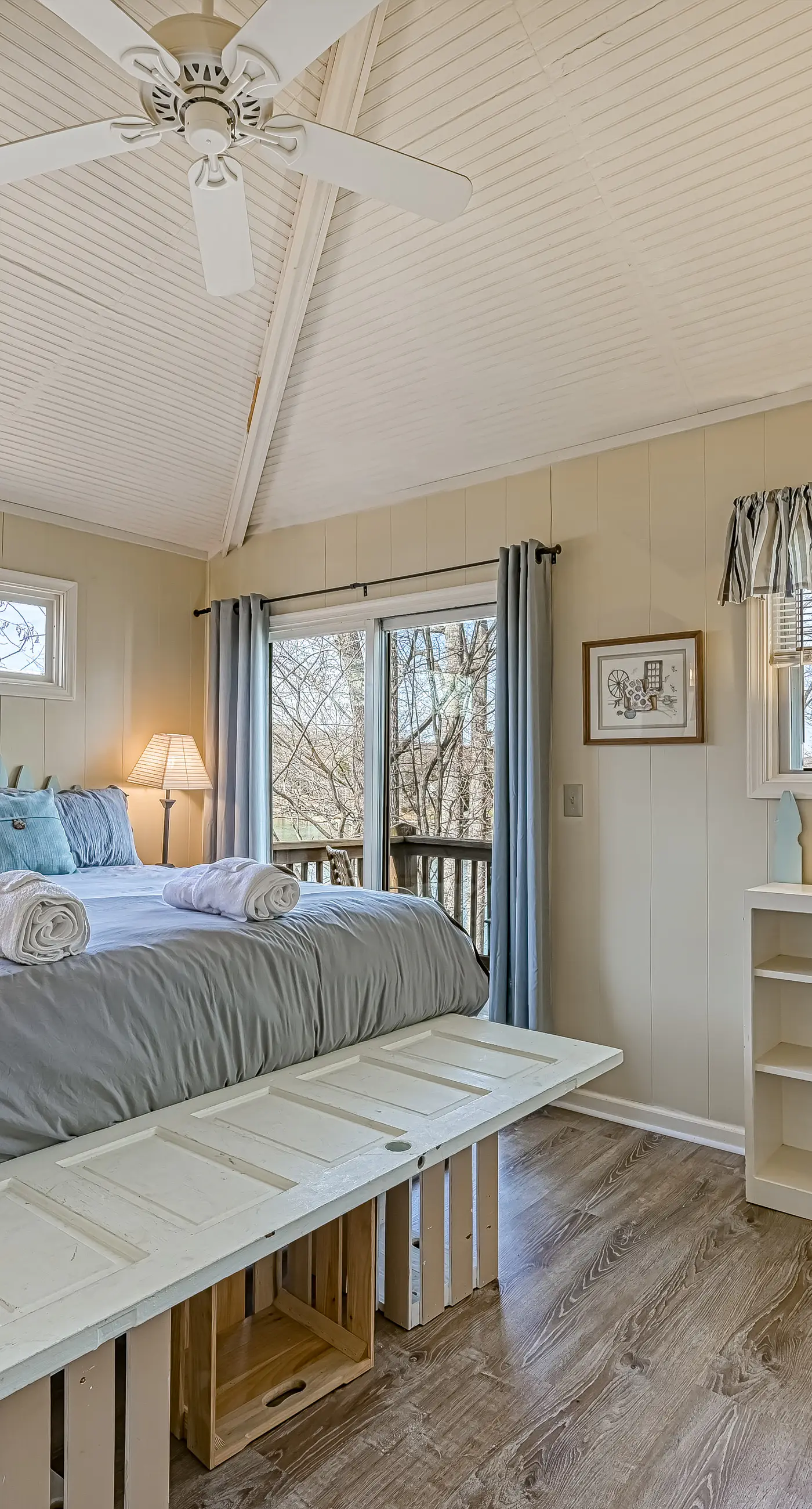 Cottage at the Lake