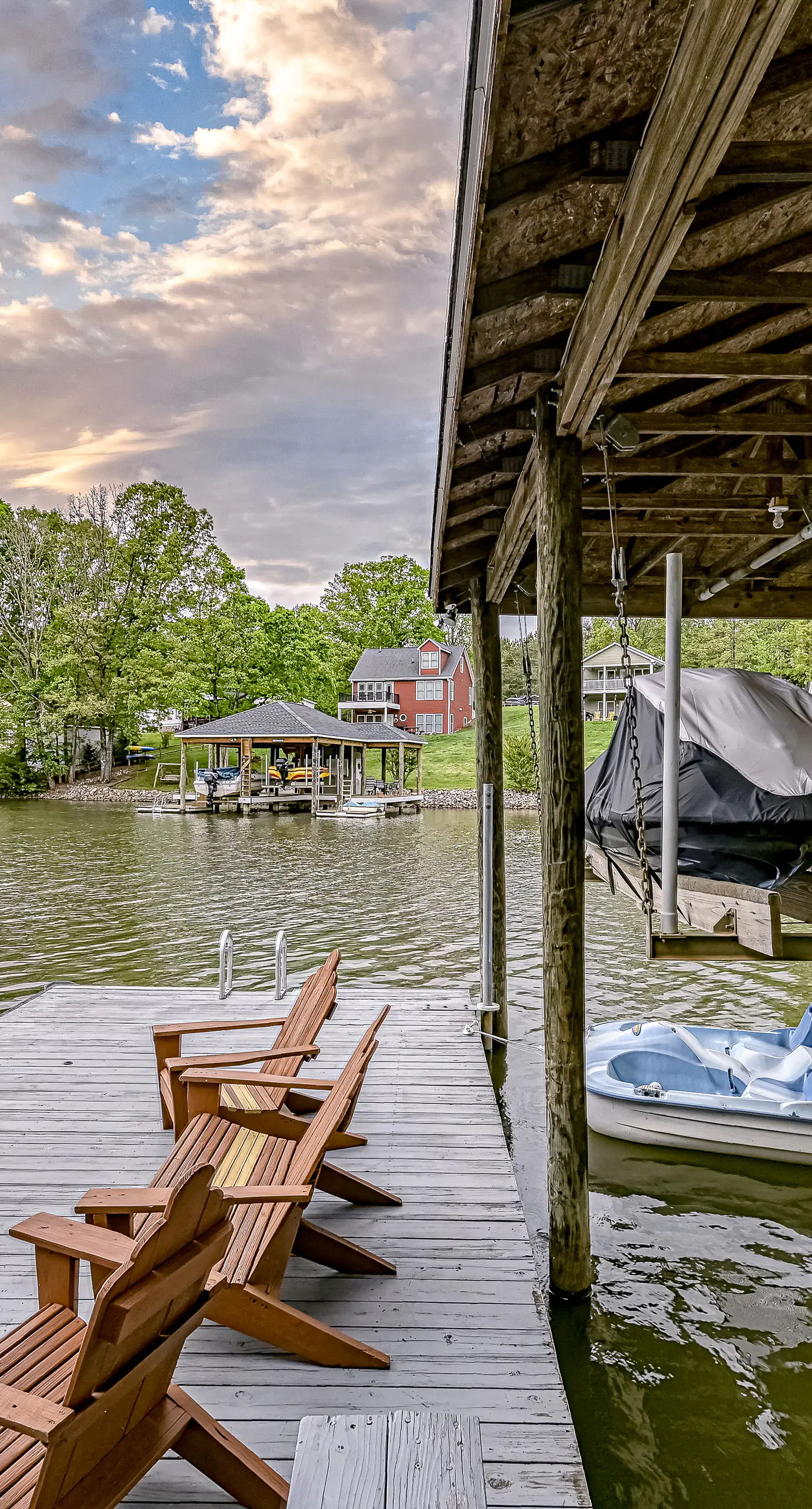 Lake Lover's Delight