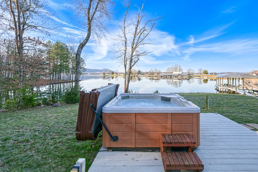 Doc Side - Serene lakefront home with dock, hot tub, pool table & beautiful views