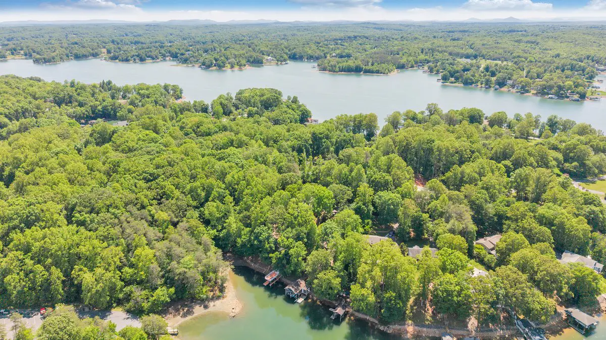 Lakefront Tranquility at Smith Mountain Lake - Moneta, VA