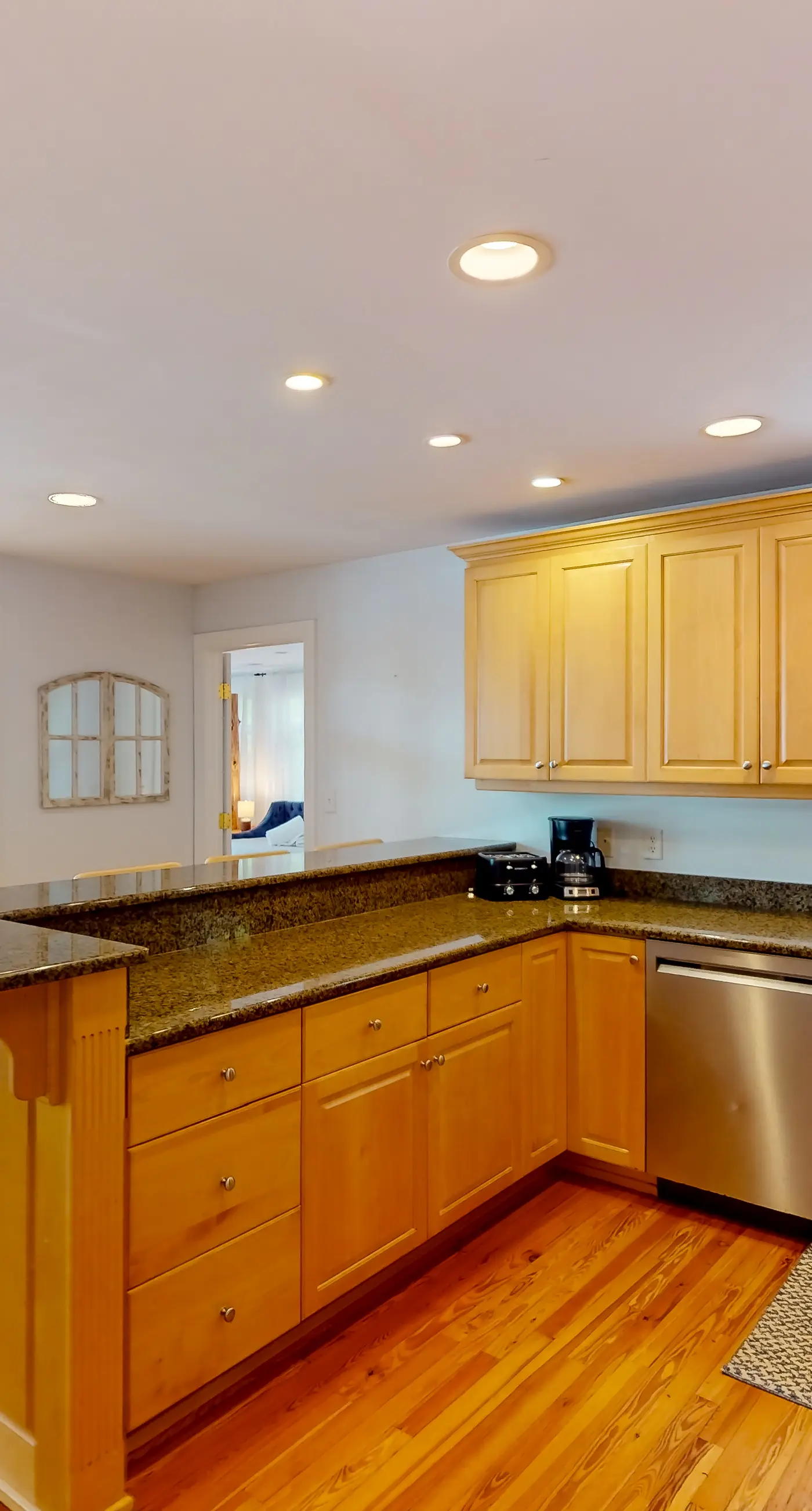 Bears Den at Acorn Dr