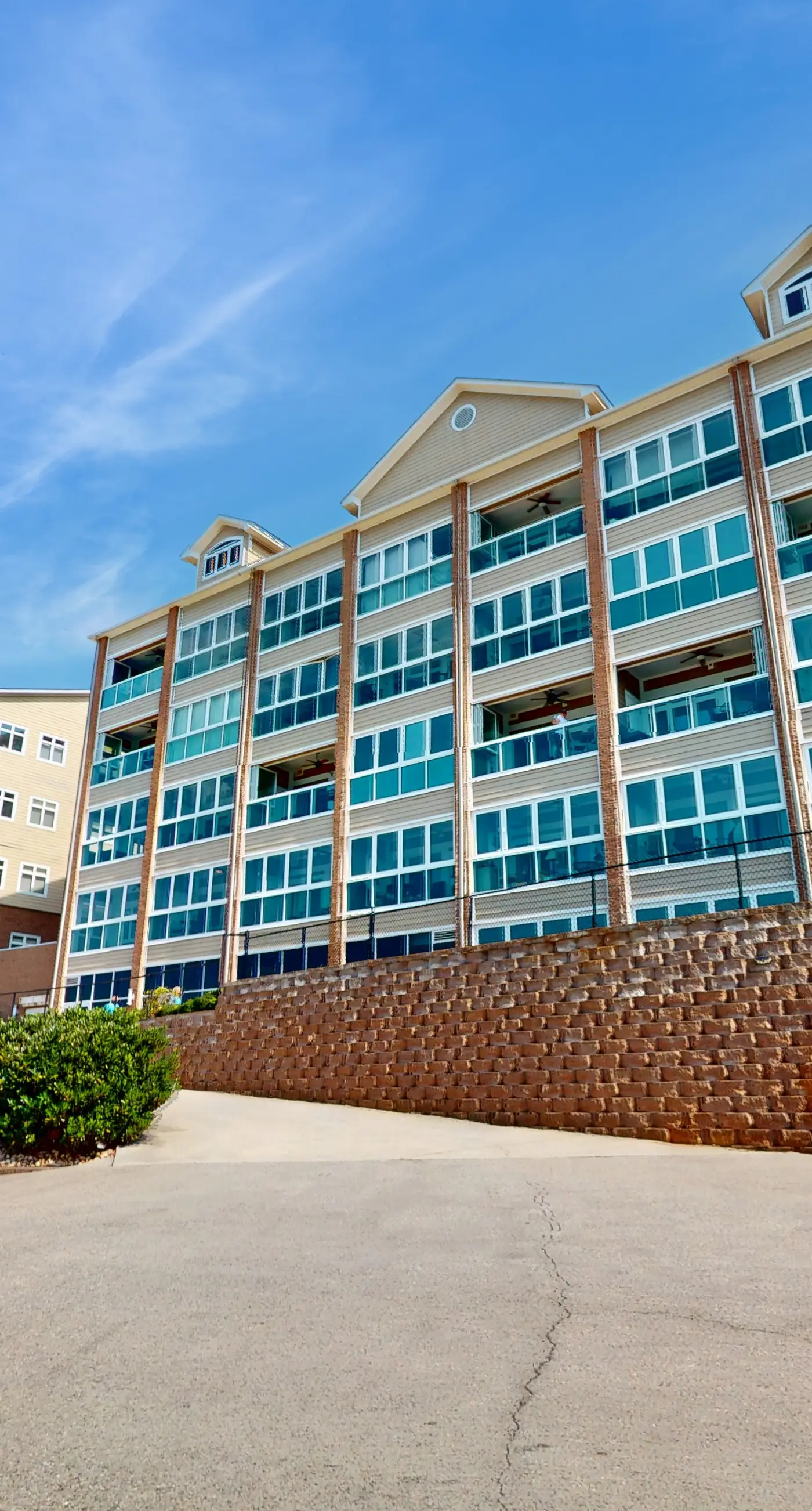 The Pointe - Serenity Shores - 3204