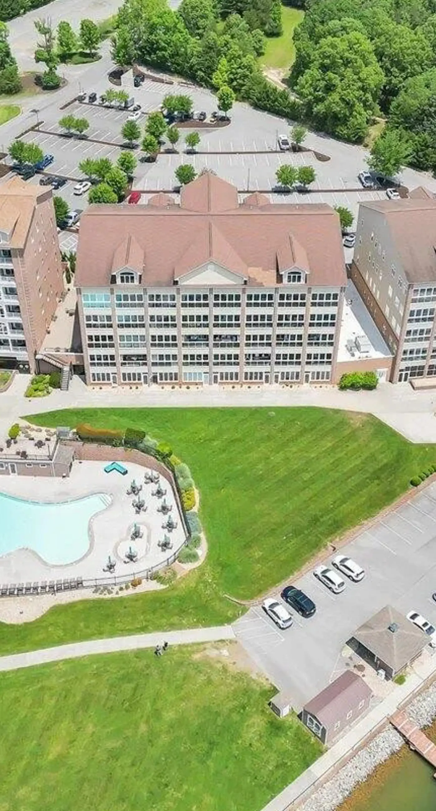 The Pointe - Serenity Shores - 3204