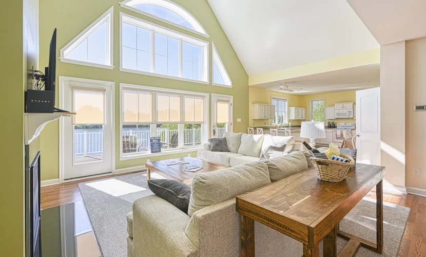 Dog-friendly, lakefront home with private dock, 2 kayaks, decks & game room