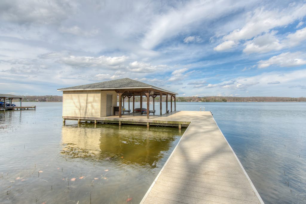 Dog-friendly, lakefront vacation home w/ a boat house, kayaks, & paddleboards