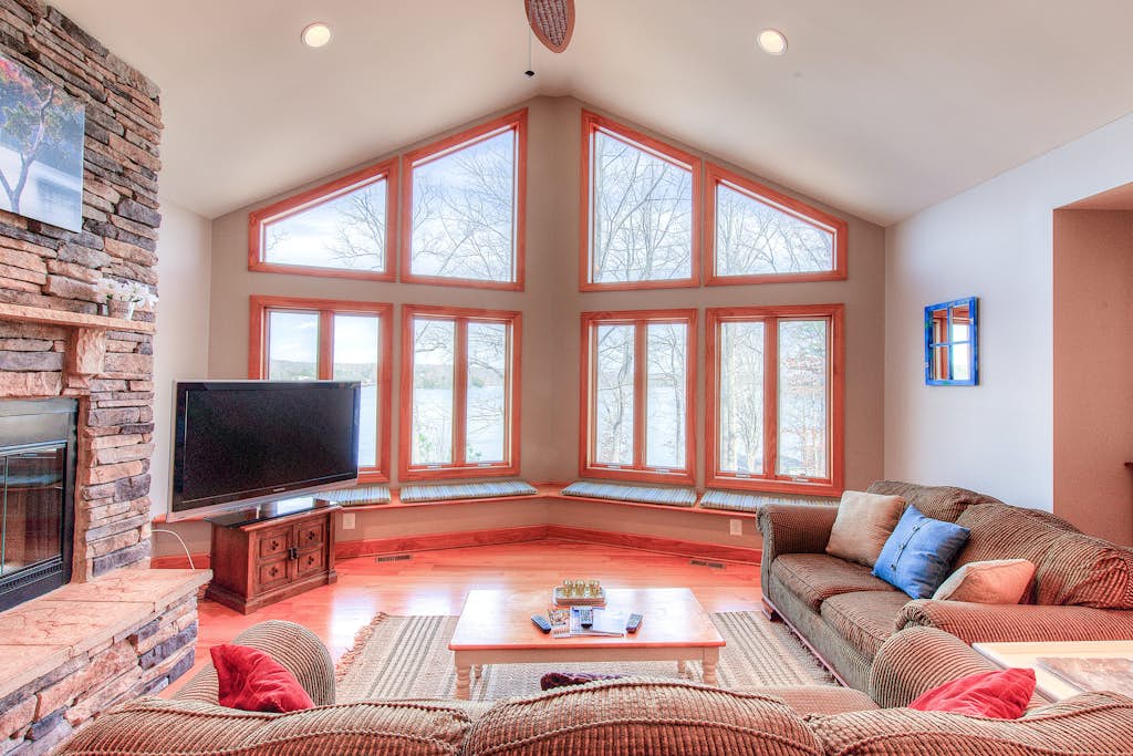 Dog-friendly, lakefront vacation home w/ a boat house, kayaks, & paddleboards