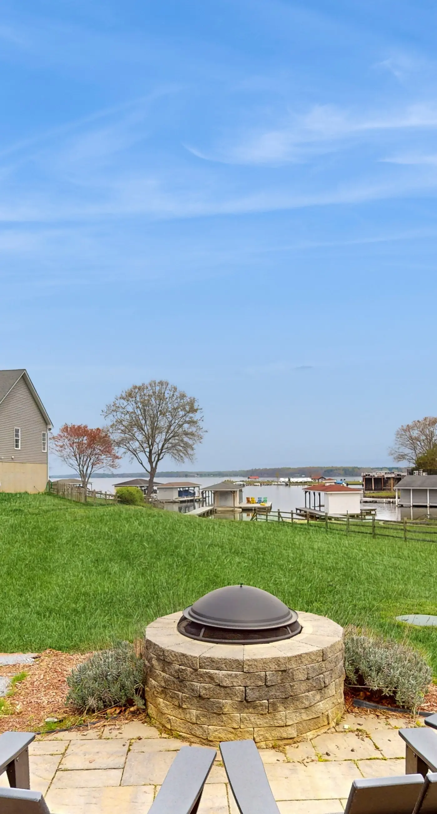 Pleasants View
