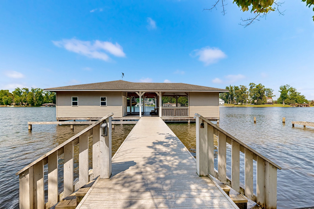 Lakeside Haven