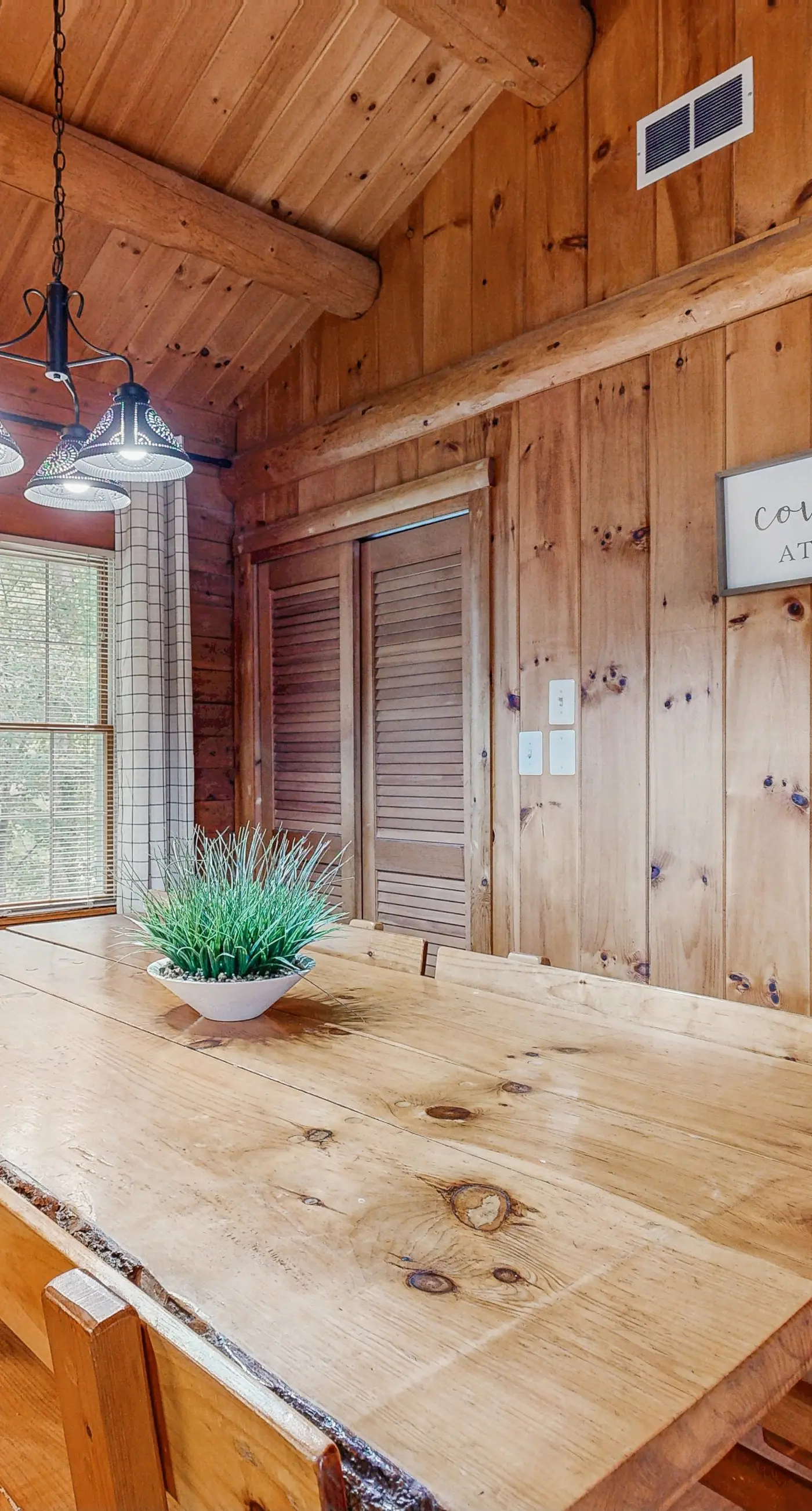 Lakeview Lodge