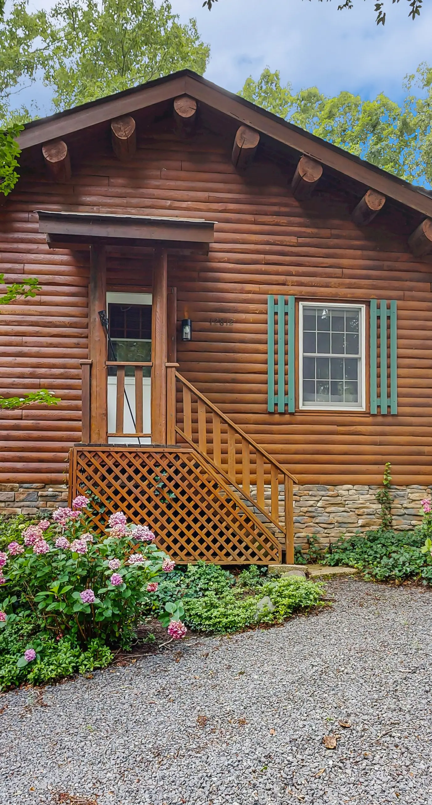 Lakeview Lodge