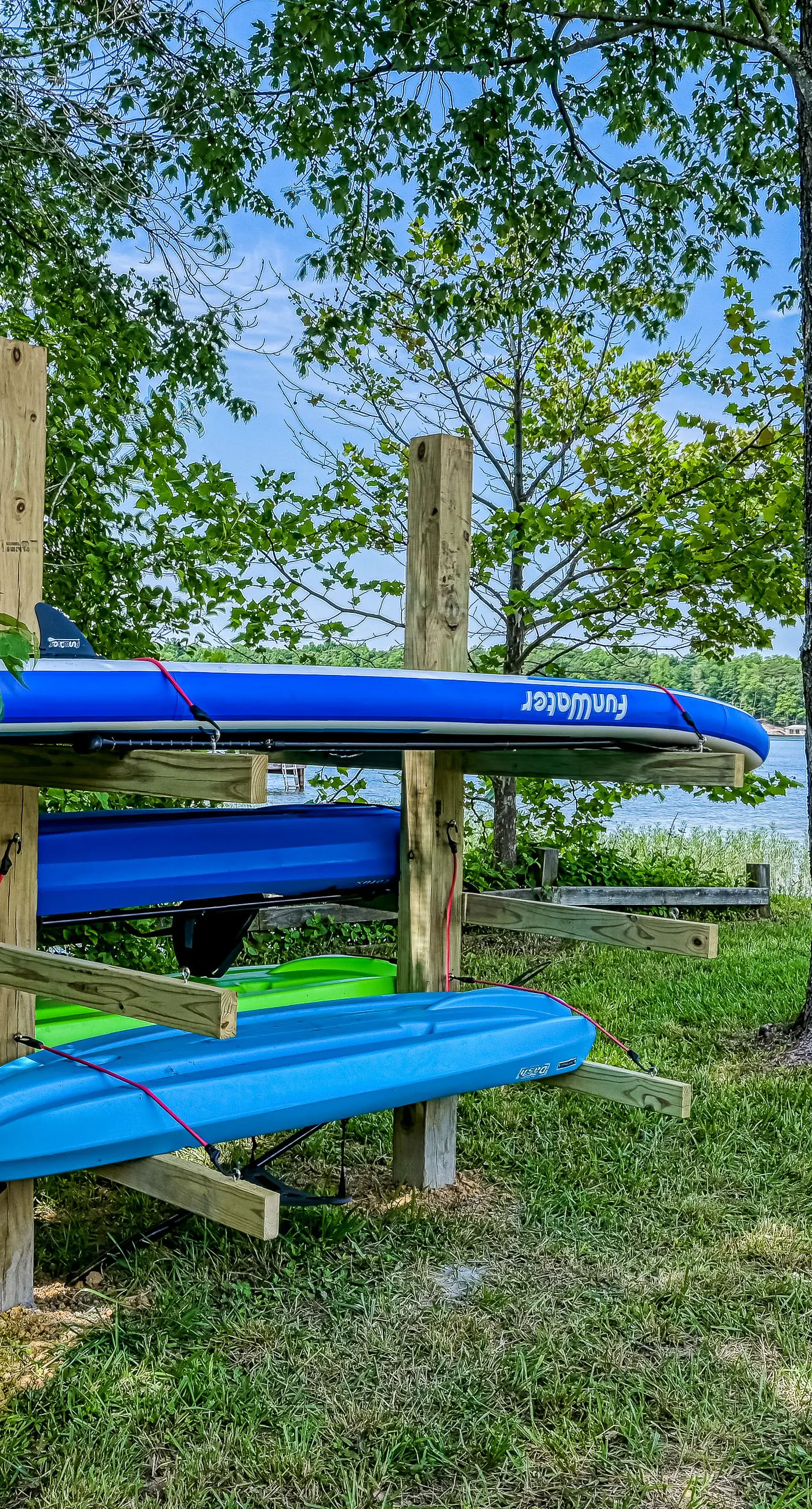 Lazy Lake Escape