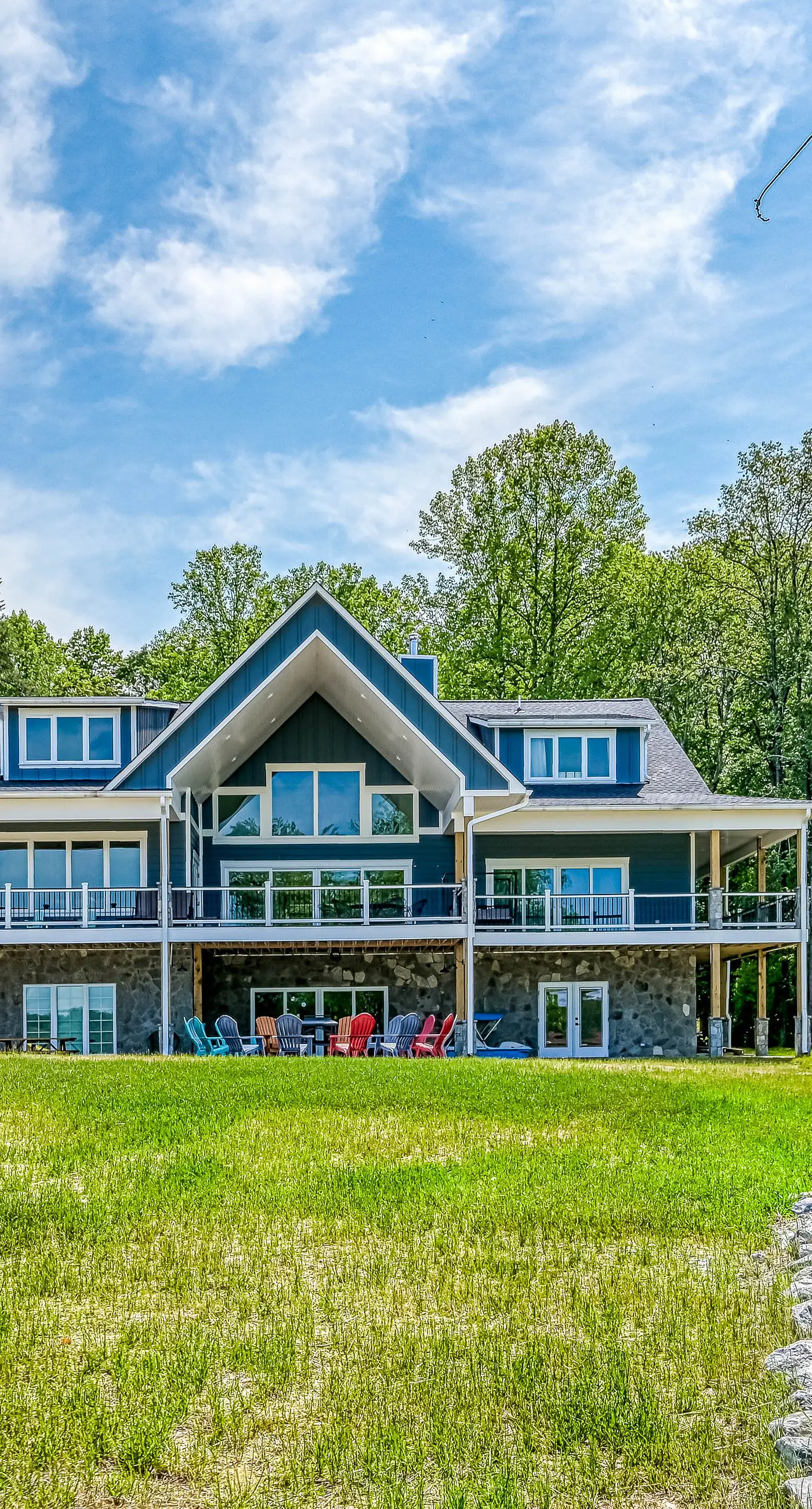 Lazy Lake Escape