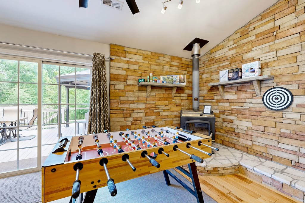 Relaxing Lake Anna getaway with games, fire pit, deck & room to unwind