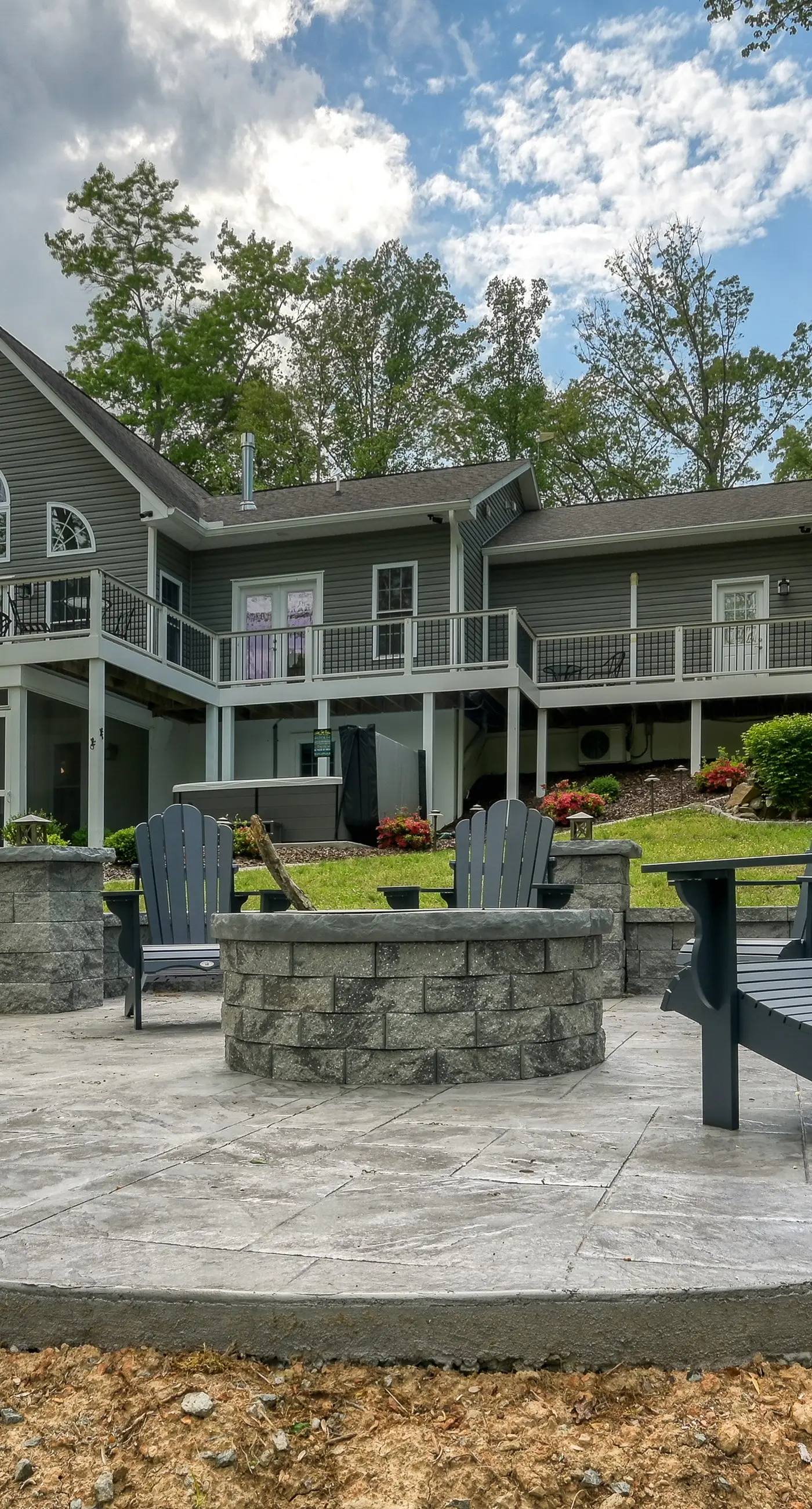 The Lakeside Oasis