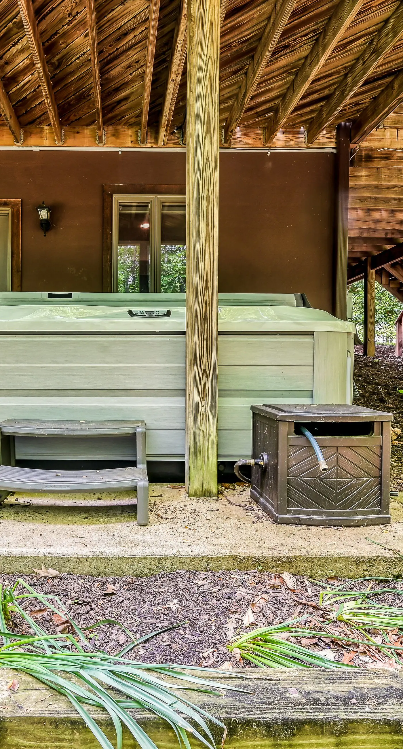 Woodhaven Hideaway