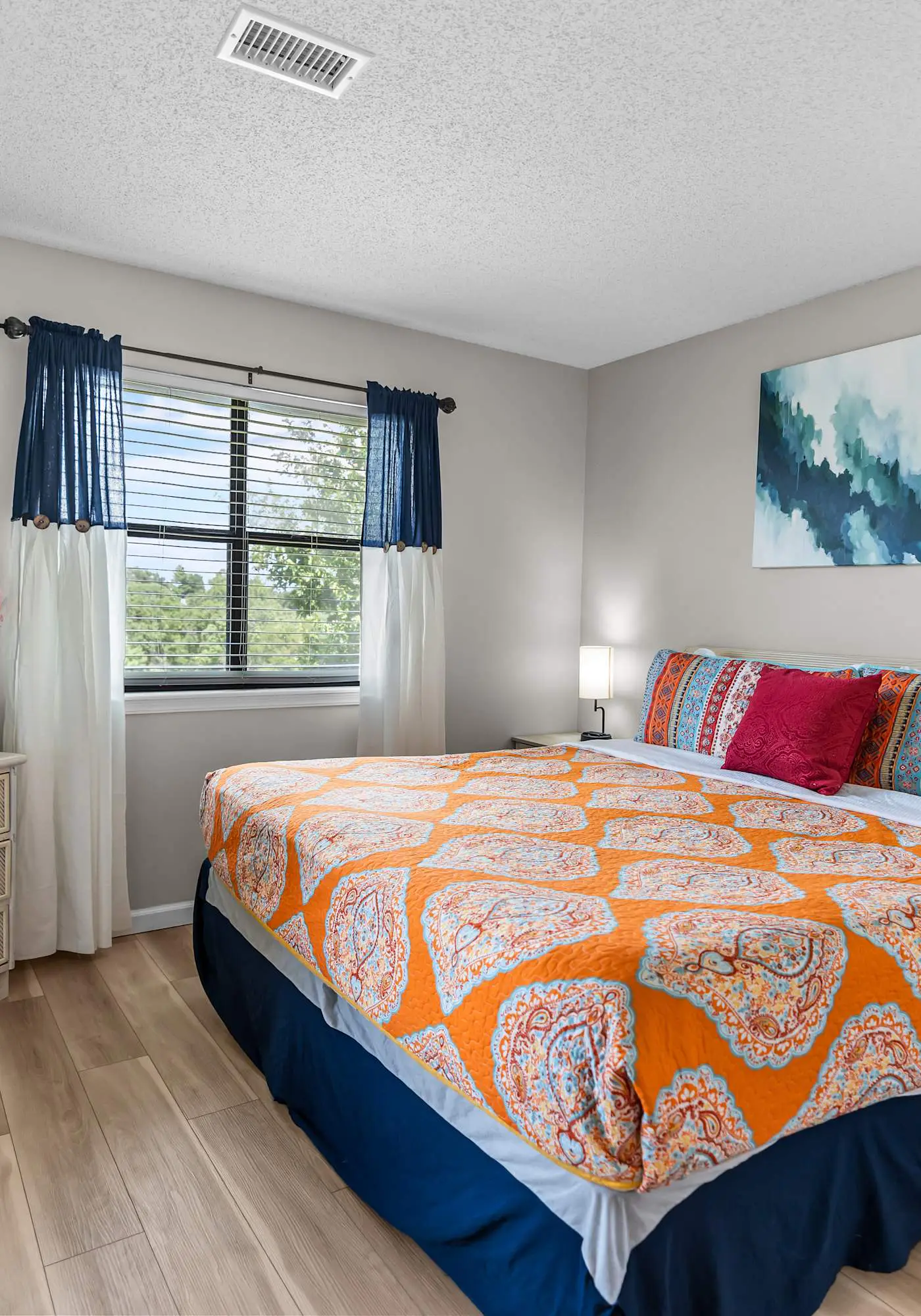 Serene 2BR Condo - POND VIEW - Pointe Royale