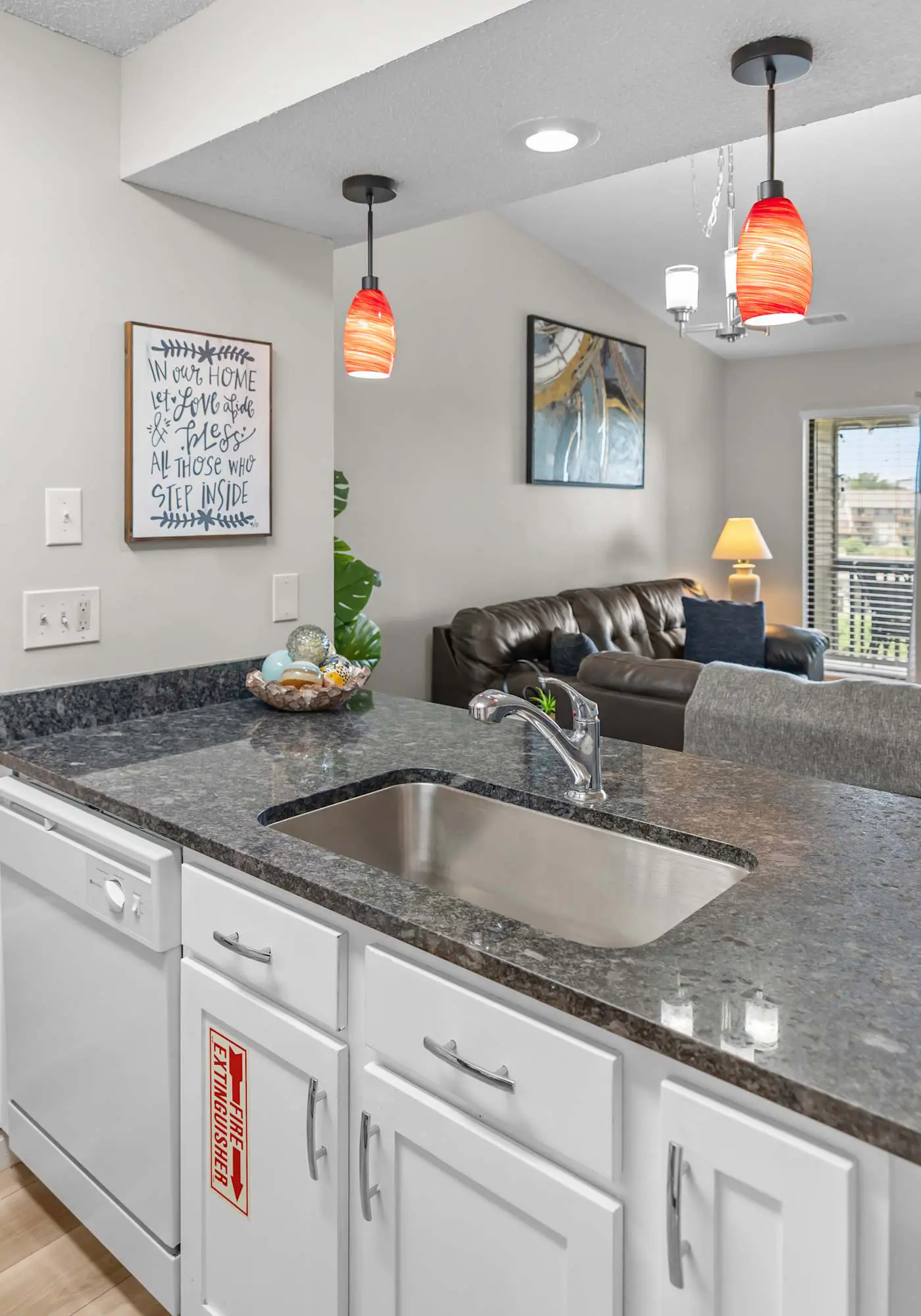 Serene 2BR Condo - POND VIEW - Pointe Royale