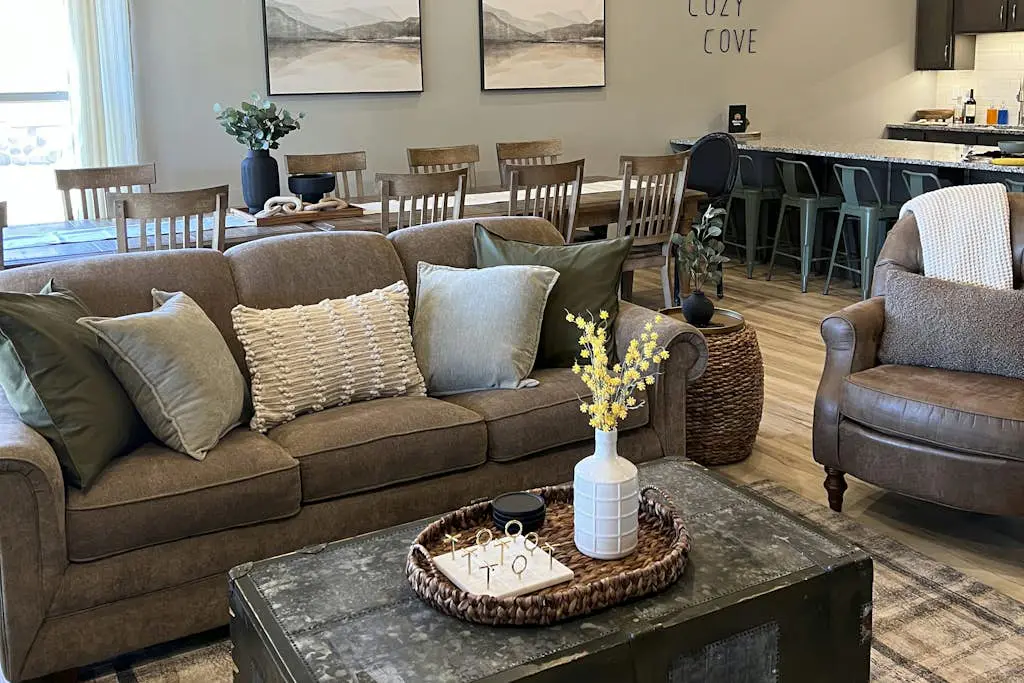 Cozy Cove Lodge
