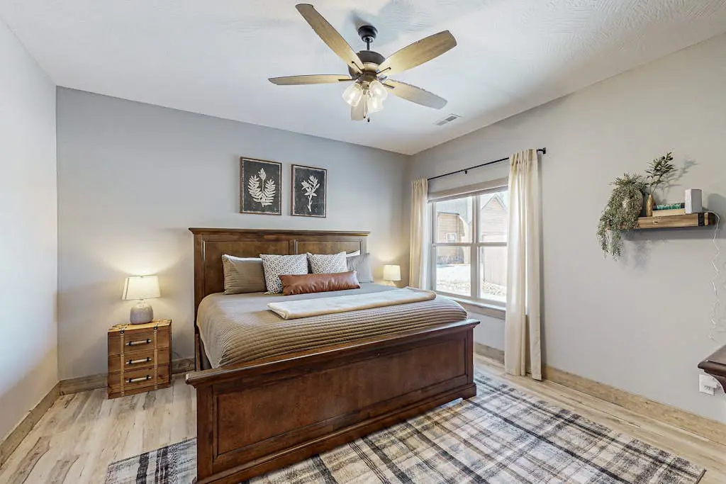 Cozy Cove Lodge