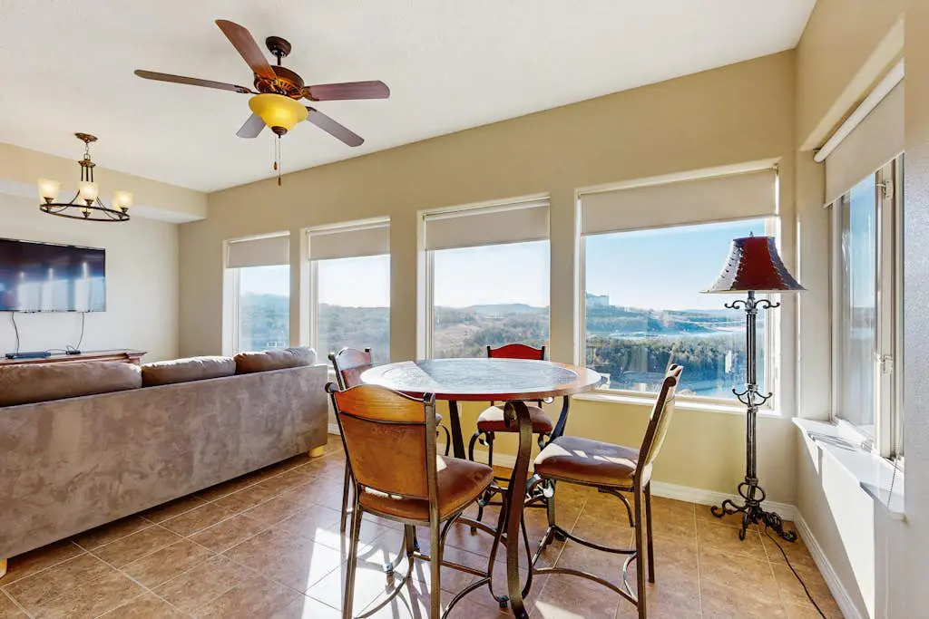 Majestic Shores at Table Rock Lake